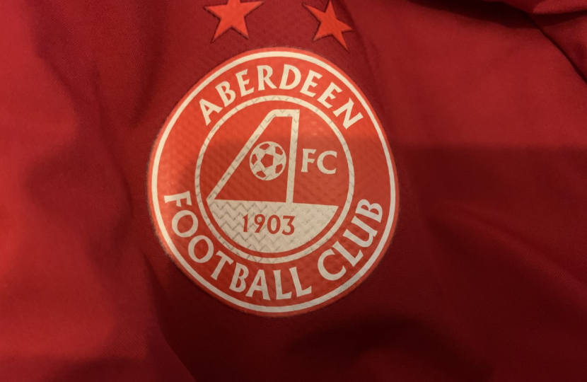 Aberdeen FC badge (on red)